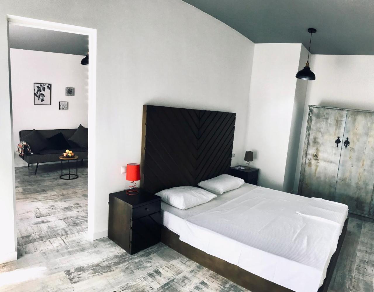 City Center Apartments By Happy Place Tbilisi Buitenkant foto